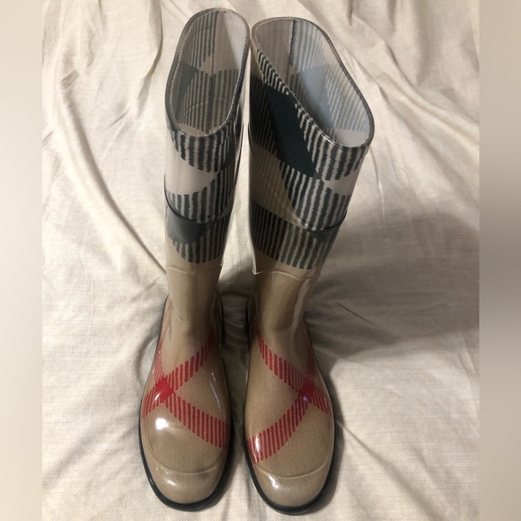 BURBERRY RAIN BOOTS WOMEN - Picture 1 of 9